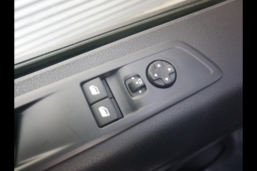 Peugeot e-Expert L3 75 kWh | camera | navi incl. Apple Carplay | Comfort tussenschot | airco | cruise control | rijklaarprijs Peugeot e-Expert L3 75 kWh | camera | navi incl. Apple Carplay | Comfort tussenschot | airco | cruise control | rijklaarprijs