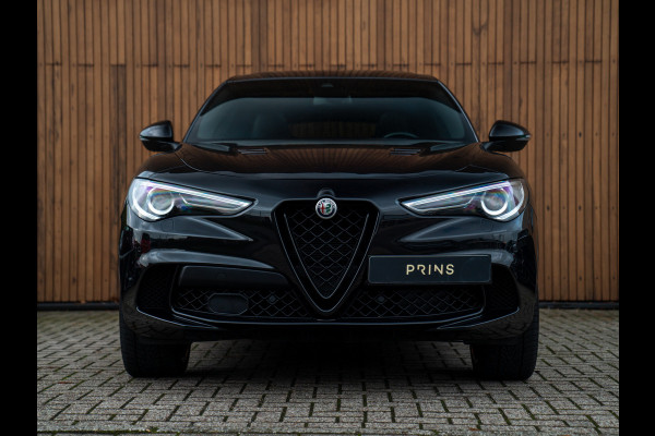 Alfa Romeo Stelvio 2.9 V6 AWD Quadrifoglio | Pano-dak | 21 inch | Harman/Kardon | Adapt. cruise Alfa Romeo Stelvio 2.9 V6 AWD Quadrifoglio | Pano-dak | 21 inch | Harman/Kardon | Adapt. cruise