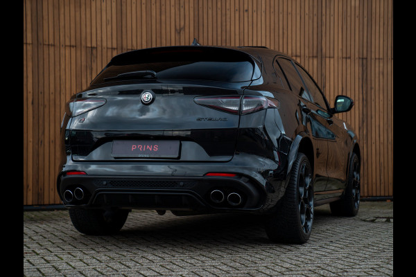 Alfa Romeo Stelvio 2.9 V6 AWD Quadrifoglio | Pano-dak | 21 inch | Harman/Kardon | Adapt. cruise Alfa Romeo Stelvio 2.9 V6 AWD Quadrifoglio | Pano-dak | 21 inch | Harman/Kardon | Adapt. cruise