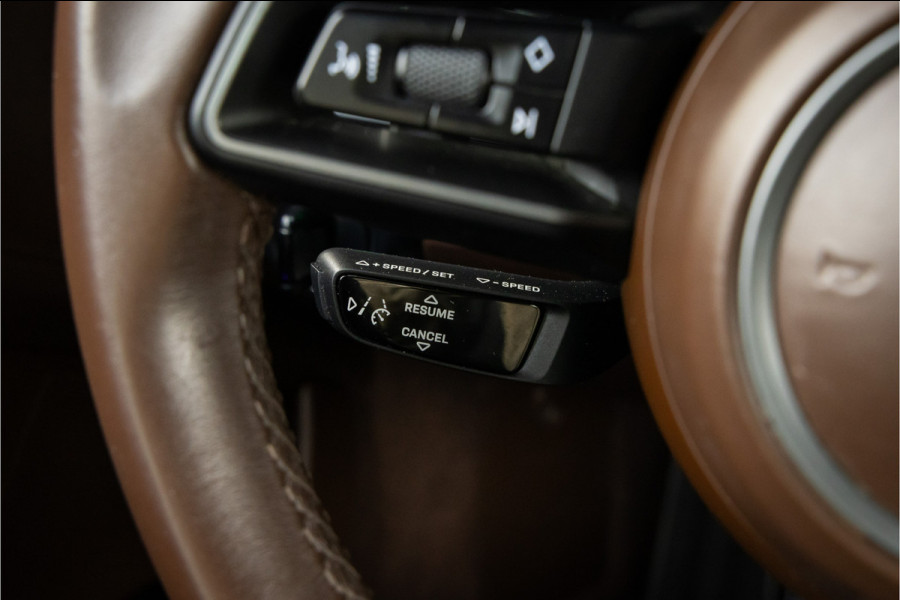 Porsche 911 Targa 4S - Clubleder Truffel Porsche 911 Targa 4S - Clubleder Truffel