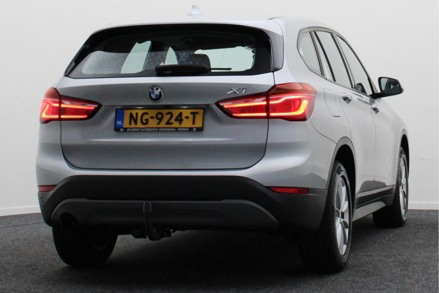 BMW X1 sDrive18i Centennial High Executive Automaat Camera, LED, Navigatie, Climate, Trekhaak, PDC BMW X1 sDrive18i Centennial High Executive Automaat Camera, LED, Navigatie, Climate, Trekhaak, PDC