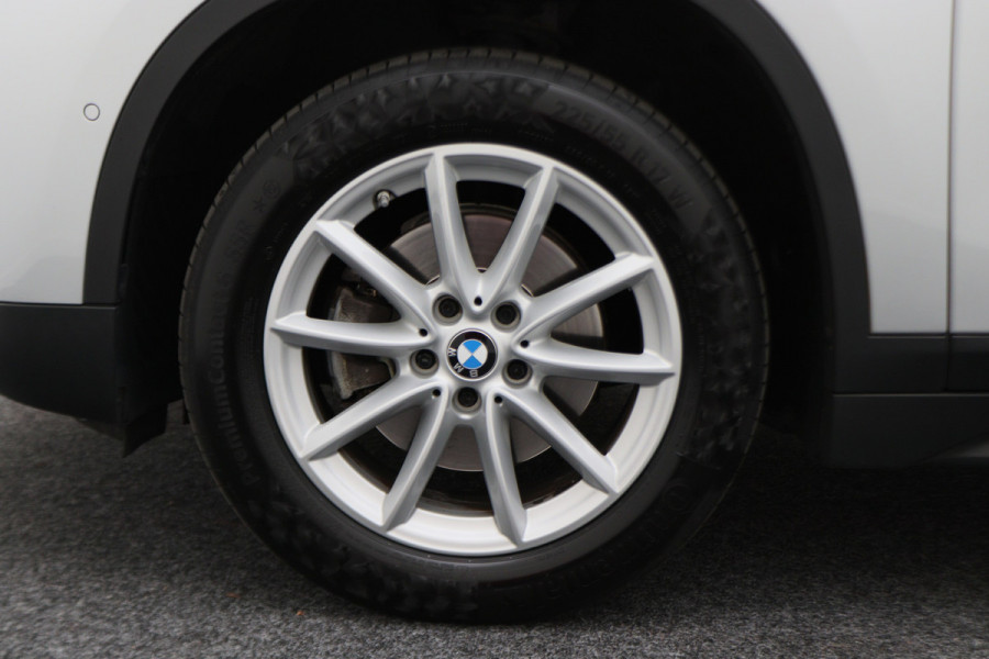 BMW X1 sDrive18i Centennial High Executive Automaat Camera, LED, Navigatie, Climate, Trekhaak, PDC BMW X1 sDrive18i Centennial High Executive Automaat Camera, LED, Navigatie, Climate, Trekhaak, PDC