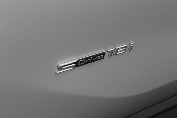 BMW X1 sDrive18i Centennial High Executive Automaat Camera, LED, Navigatie, Climate, Trekhaak, PDC BMW X1 sDrive18i Centennial High Executive Automaat Camera, LED, Navigatie, Climate, Trekhaak, PDC