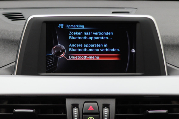 BMW X1 sDrive18i Centennial High Executive Automaat Camera, LED, Navigatie, Climate, Trekhaak, PDC BMW X1 sDrive18i Centennial High Executive Automaat Camera, LED, Navigatie, Climate, Trekhaak, PDC