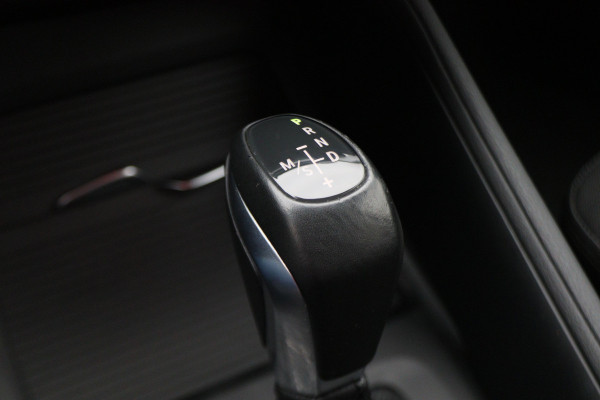 BMW X1 sDrive18i Centennial High Executive Automaat Camera, LED, Navigatie, Climate, Trekhaak, PDC BMW X1 sDrive18i Centennial High Executive Automaat Camera, LED, Navigatie, Climate, Trekhaak, PDC