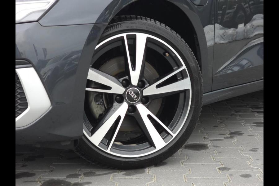 Audi A3 Sportback 40 TFSI e S edition Competition Audi A3 Sportback 40 TFSI e S edition Competition