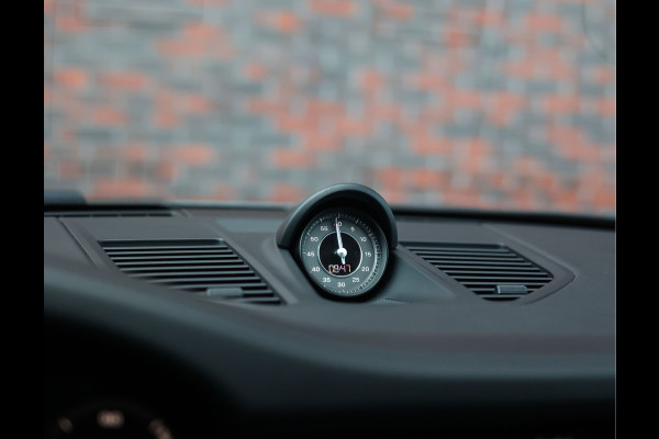 Porsche 911 3.8 Turbo S | Lift - Schuifdak - PDCC - Vierwielbesturing Porsche 911 3.8 Turbo S | Lift - Schuifdak - PDCC - Vierwielbesturing