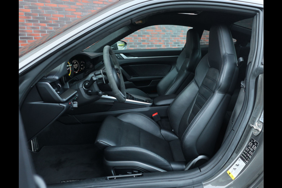 Porsche 911 3.8 Turbo S | Lift - Schuifdak - PDCC - Vierwielbesturing Porsche 911 3.8 Turbo S | Lift - Schuifdak - PDCC - Vierwielbesturing