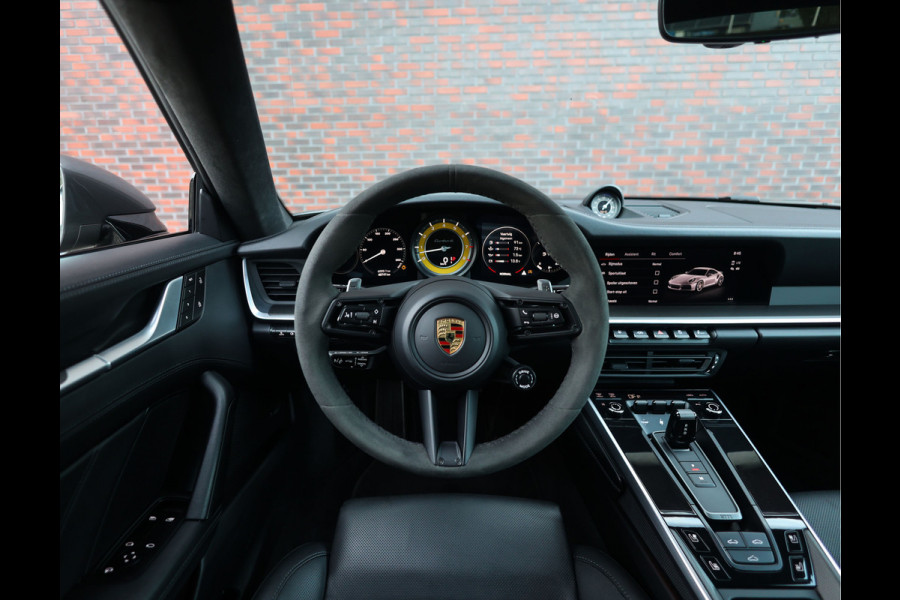 Porsche 911 3.8 Turbo S | Lift - Schuifdak - PDCC - Vierwielbesturing Porsche 911 3.8 Turbo S | Lift - Schuifdak - PDCC - Vierwielbesturing