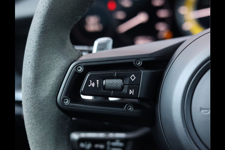 Porsche 911 3.8 Turbo S | Lift - Schuifdak - PDCC - Vierwielbesturing Porsche 911 3.8 Turbo S | Lift - Schuifdak - PDCC - Vierwielbesturing