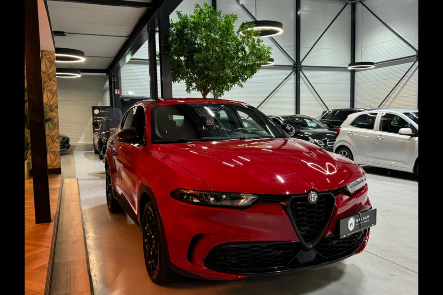 Alfa Romeo Tonale 1.5T Hybrid Sprint Garantie Carplay Adoptieve Cruise Clima Navi Led Dab Rijklaar Alfa Romeo Tonale 1.5T Hybrid Sprint Garantie Carplay Adoptieve Cruise Clima Navi Led Dab Rijklaar
