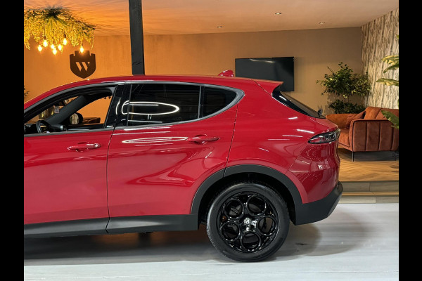 Alfa Romeo Tonale 1.5T Hybrid Sprint Garantie Carplay Adoptieve Cruise Clima Navi Led Dab Rijklaar Alfa Romeo Tonale 1.5T Hybrid Sprint Garantie Carplay Adoptieve Cruise Clima Navi Led Dab Rijklaar