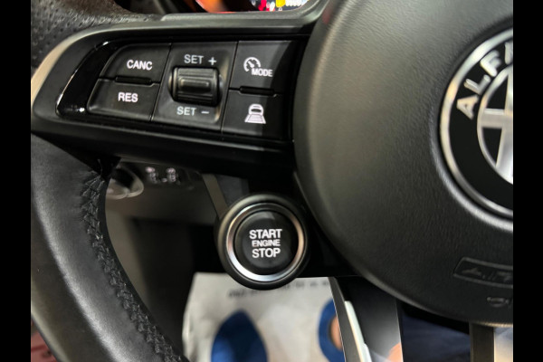 Alfa Romeo Tonale 1.5T Hybrid Sprint Garantie Carplay Adoptieve Cruise Clima Navi Led Dab Rijklaar Alfa Romeo Tonale 1.5T Hybrid Sprint Garantie Carplay Adoptieve Cruise Clima Navi Led Dab Rijklaar