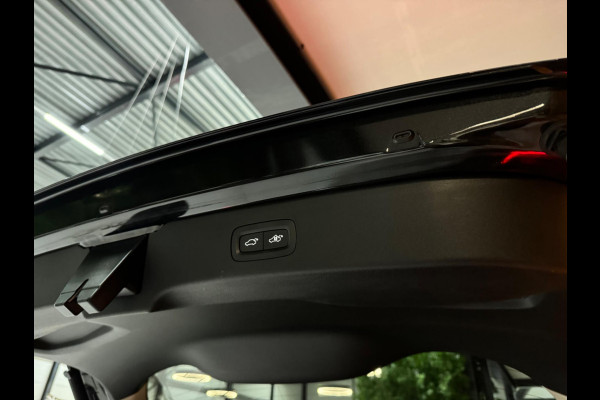 Lynk & Co 01 Garantie Memory Pano Camera StoelVW Elek Achterklep Carplay Blindspot ACC Clima Navi Led Dab Rijklaar Lynk & Co 01 Garantie Memory Pano Camera StoelVW Elek Achterklep Carplay Blindspot ACC Clima Navi Led Dab Rijklaar