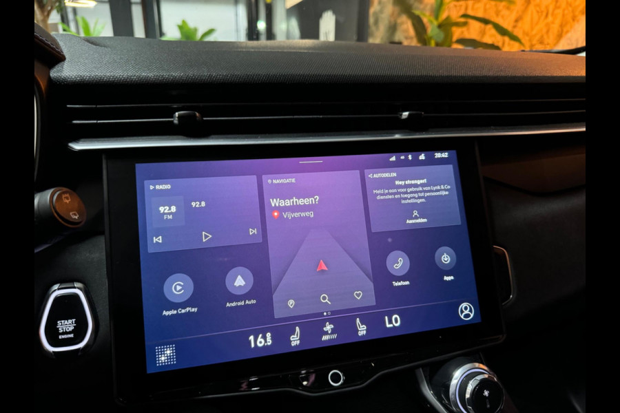 Lynk & Co 01 Garantie Memory Pano Camera StoelVW Elek Achterklep Carplay Blindspot ACC Clima Navi Led Dab Rijklaar Lynk & Co 01 Garantie Memory Pano Camera StoelVW Elek Achterklep Carplay Blindspot ACC Clima Navi Led Dab Rijklaar