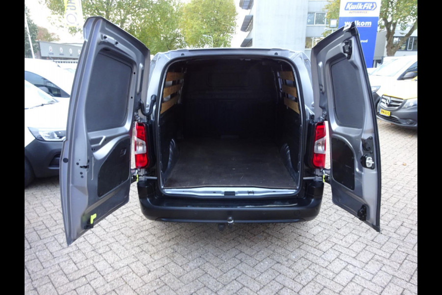 Toyota PROACE CITY 1.5 D-4D Navigator Long 130 PK NAVI CRUISE PDC Toyota PROACE CITY 1.5 D-4D Navigator Long 130 PK NAVI CRUISE PDC