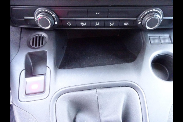 Toyota PROACE CITY 1.5 D-4D Navigator Long 130 PK NAVI CRUISE PDC Toyota PROACE CITY 1.5 D-4D Navigator Long 130 PK NAVI CRUISE PDC