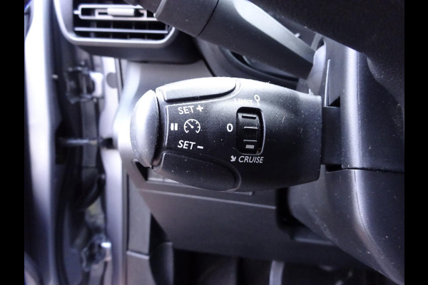 Toyota PROACE CITY 1.5 D-4D Navigator Long 130 PK NAVI CRUISE PDC Toyota PROACE CITY 1.5 D-4D Navigator Long 130 PK NAVI CRUISE PDC