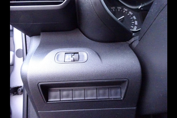 Toyota PROACE CITY 1.5 D-4D Navigator Long 130 PK NAVI CRUISE PDC Toyota PROACE CITY 1.5 D-4D Navigator Long 130 PK NAVI CRUISE PDC