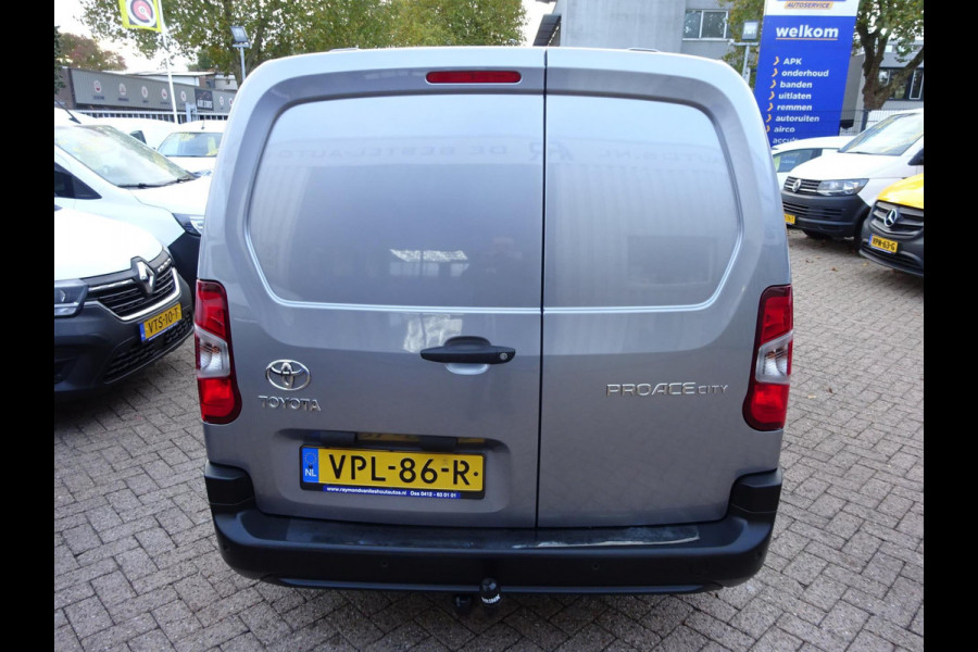 Toyota PROACE CITY 1.5 D-4D Navigator Long 130 PK NAVI CRUISE PDC Toyota PROACE CITY 1.5 D-4D Navigator Long 130 PK NAVI CRUISE PDC