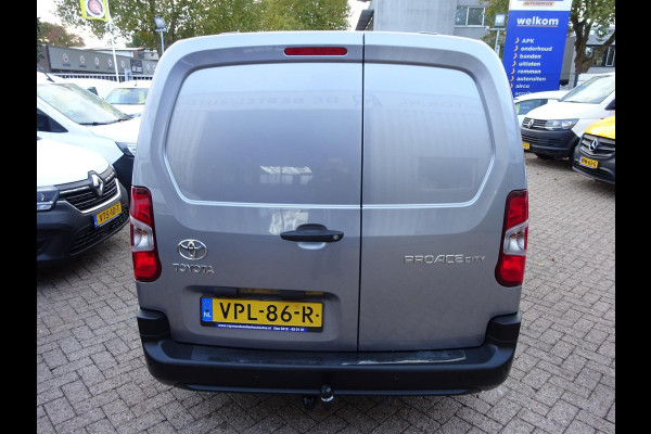 Toyota PROACE CITY 1.5 D-4D Navigator Long 130 PK NAVI CRUISE PDC Toyota PROACE CITY 1.5 D-4D Navigator Long 130 PK NAVI CRUISE PDC