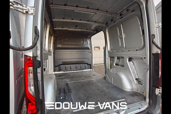 Mercedes-Benz Sprinter 314 H1 Automaat Distronic LED MBUX Geveerde Stoel Mercedes-Benz Sprinter 314 H1 Automaat Distronic LED MBUX Geveerde Stoel
