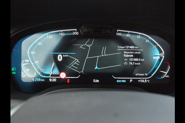 BMW iX3 Executive 80 kWh | SOH 99% | Panoramadak | Camera | Trekhaak | Sfeerverlichting | Apple Carplay |