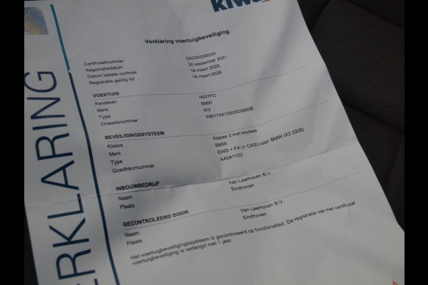 BMW iX3 Executive 80 kWh | SOH 99% | Panoramadak | Camera | Trekhaak | Sfeerverlichting | Apple Carplay |