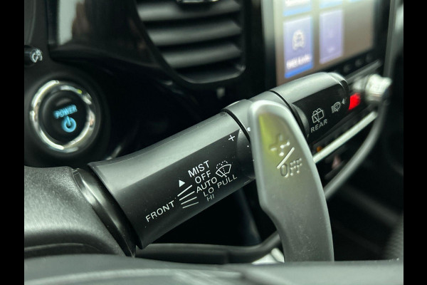 Mitsubishi Outlander 2.4 PHEV 165kW Pure Auto. Trekhaak Navigatie Apple Carplay/Android Auto Camera Parkeersensoren Cruise Control Stoelverwarming Climate Control Lichtmetalen velgen Getinte ramen