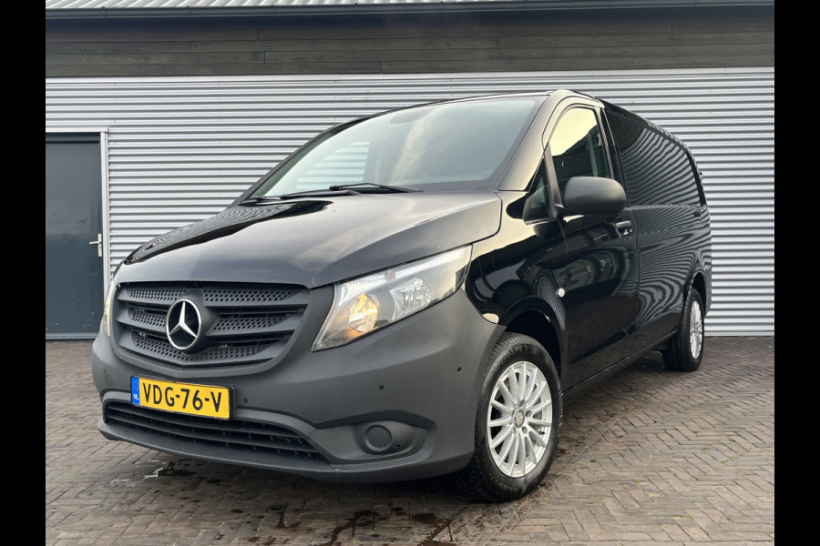 Mercedes-Benz Vito 111 CDI | Achter deuren Mercedes-Benz Vito 111 CDI | Achter deuren