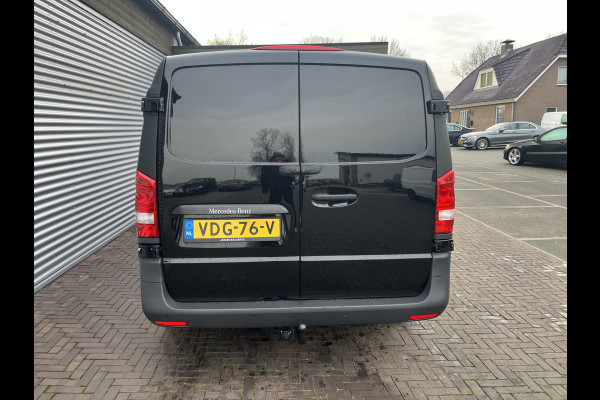Mercedes-Benz Vito 111 CDI | Achter deuren Mercedes-Benz Vito 111 CDI | Achter deuren