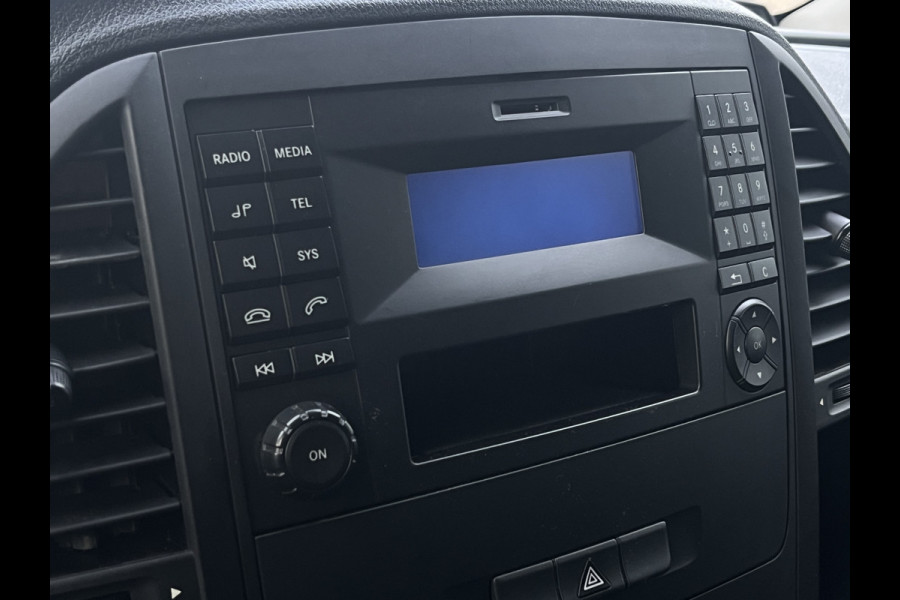 Mercedes-Benz Vito 111 CDI | Achter deuren Mercedes-Benz Vito 111 CDI | Achter deuren