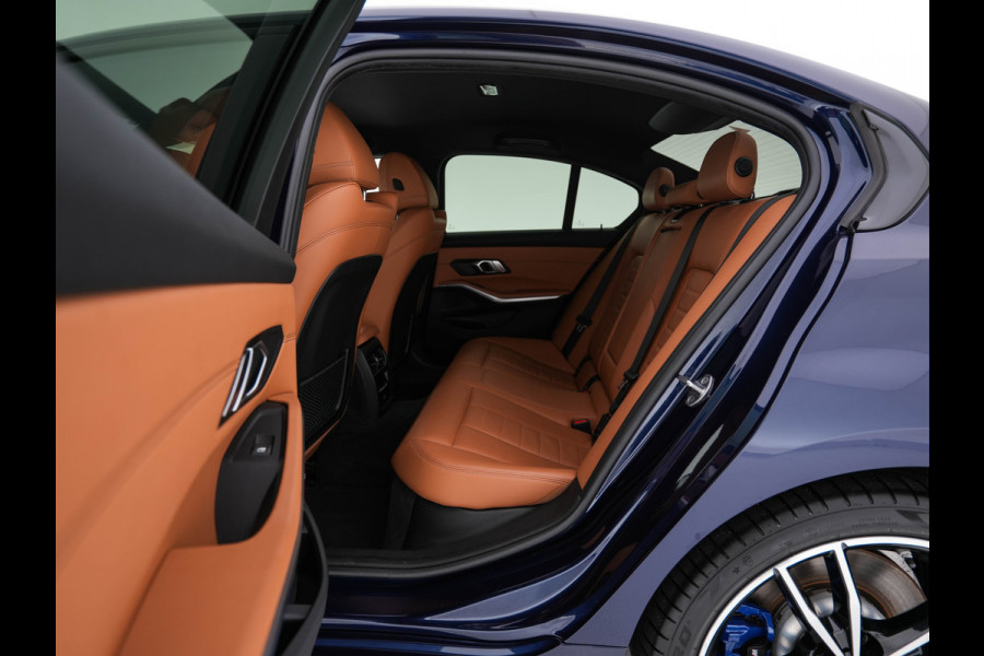 BMW 3-serie 330e eDrive M-Sportpack Edition Plug-In (INCL-BTW) *LUXURY-LEATHER | FULL-LED | HEATED-SPORTSEATS | DIGI-COCKPIT | HIFI-SOUND | NAVI-FULLMAP | AMBIENT-LIGHT | PRIVACY-GLASS | SHIFT-PADDLES | KEYLESS | DAB | ECC | PDC | CARPLAY | ..