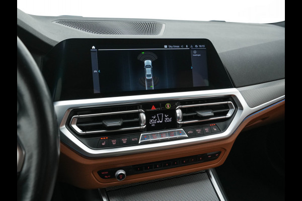 BMW 3-serie 330e eDrive M-Sportpack Edition Plug-In (INCL-BTW) *LUXURY-LEATHER | FULL-LED | HEATED-SPORTSEATS | DIGI-COCKPIT | HIFI-SOUND | NAVI-FULLMAP | AMBIENT-LIGHT | PRIVACY-GLASS | SHIFT-PADDLES | KEYLESS | DAB | ECC | PDC | CARPLAY | ..