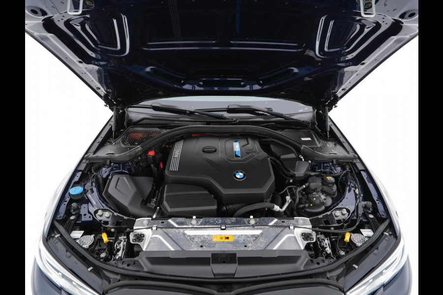 BMW 3-serie 330e eDrive M-Sportpack Edition Plug-In (INCL-BTW) *LUXURY-LEATHER | FULL-LED | HEATED-SPORTSEATS | DIGI-COCKPIT | HIFI-SOUND | NAVI-FULLMAP | AMBIENT-LIGHT | PRIVACY-GLASS | SHIFT-PADDLES | KEYLESS | DAB | ECC | PDC | CARPLAY | ..