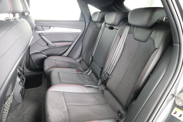 Audi Q5 Sportback 55 TFSI e S edition 367 pk S-tronic | SoH 100% | Navigatie | Panoramadak | Parkeersensoren (Park assist) | Rondomzicht camera | Elktr. Voorstoelen | Stoelverwarming | Audi Q5 Sportback 55 TFSI e S edition 367 pk S-tronic | SoH 100% | Navigatie | Panoramadak | Parkeersensoren (Park assist) | Rondomzicht camera | Elktr. Voorstoelen | Stoelverwarming |