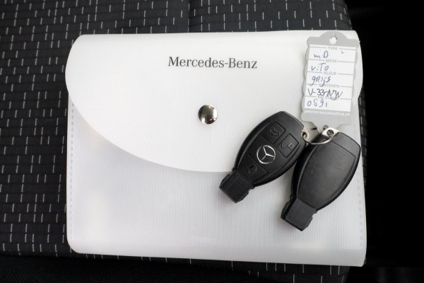 Mercedes-Benz Vito 114 CDI 136pk Compact 9G Automaat 2x Schuifdeur/LED/Camera/Navi/Inrichting 05-2022 Mercedes-Benz Vito 114 CDI 136pk Compact 9G Automaat 2x Schuifdeur/LED/Camera/Navi/Inrichting 05-2022