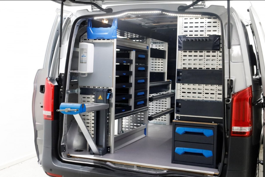 Mercedes-Benz Vito 114 CDI 136pk Compact 9G Automaat 2x Schuifdeur/LED/Camera/Navi/Inrichting 05-2022 Mercedes-Benz Vito 114 CDI 136pk Compact 9G Automaat 2x Schuifdeur/LED/Camera/Navi/Inrichting 05-2022