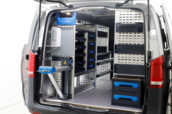 Mercedes-Benz Vito 114 CDI 136pk Compact 9G Automaat 2x Schuifdeur/LED/Camera/Navi/Inrichting 05-2022 Mercedes-Benz Vito 114 CDI 136pk Compact 9G Automaat 2x Schuifdeur/LED/Camera/Navi/Inrichting 05-2022