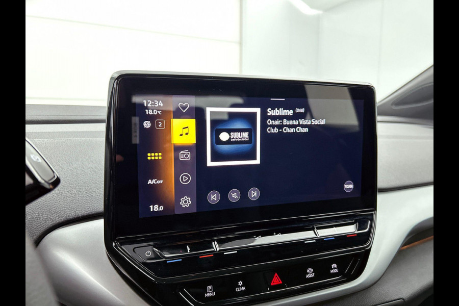 Volkswagen ID.4 Pro 77 kWh Ev Navi Carplay Keyless PDV V+A Climate Control DAB+ Lane Assist Adaptieve Cruise Volkswagen ID.4 Pro 77 kWh Ev Navi Carplay Keyless PDV V+A Climate Control DAB+ Lane Assist Adaptieve Cruise