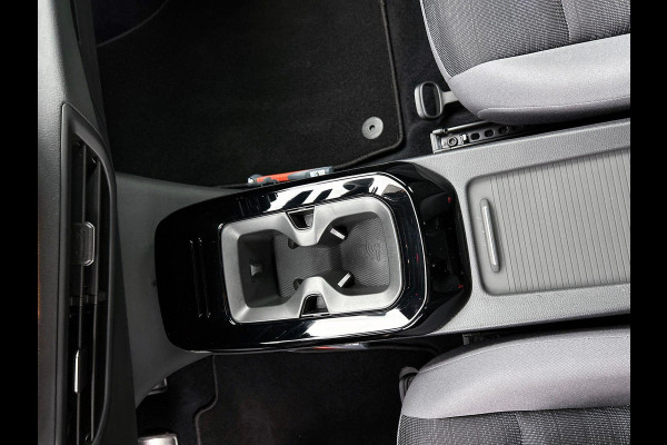 Volkswagen ID.4 Pro 77 kWh Ev Navi Carplay Keyless PDV V+A Climate Control DAB+ Lane Assist Adaptieve Cruise Volkswagen ID.4 Pro 77 kWh Ev Navi Carplay Keyless PDV V+A Climate Control DAB+ Lane Assist Adaptieve Cruise