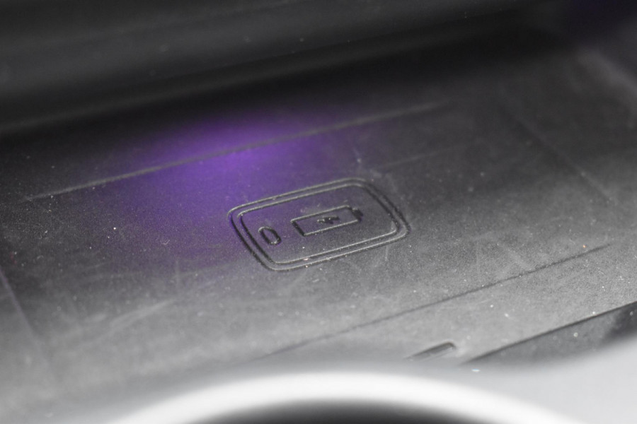 BMW 5 Serie M550i xDrive High Executive HUD Pano Lane ACC B&W Sfeer