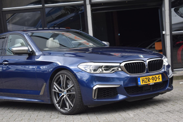 BMW 5 Serie M550i xDrive High Executive HUD Pano Lane ACC B&W Sfeer