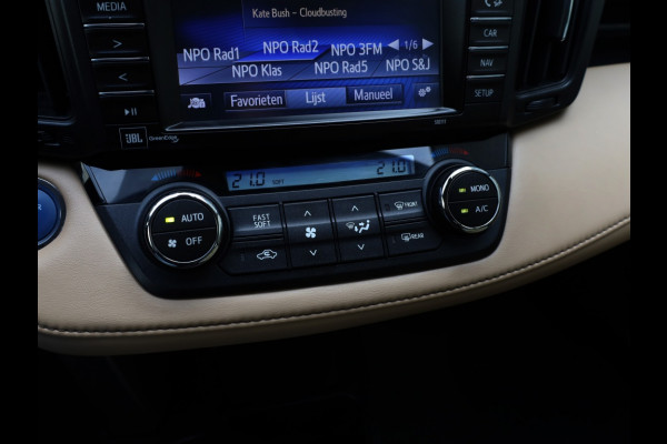 Toyota RAV4 2.5 Hybrid AWD Executive | Schuifdak | 360 Camera | Trekhaak Toyota RAV4 2.5 Hybrid AWD Executive | Schuifdak | 360 Camera | Trekhaak