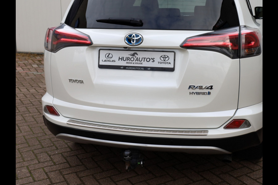 Toyota RAV4 2.5 Hybrid AWD Executive | Schuifdak | 360 Camera | Trekhaak Toyota RAV4 2.5 Hybrid AWD Executive | Schuifdak | 360 Camera | Trekhaak