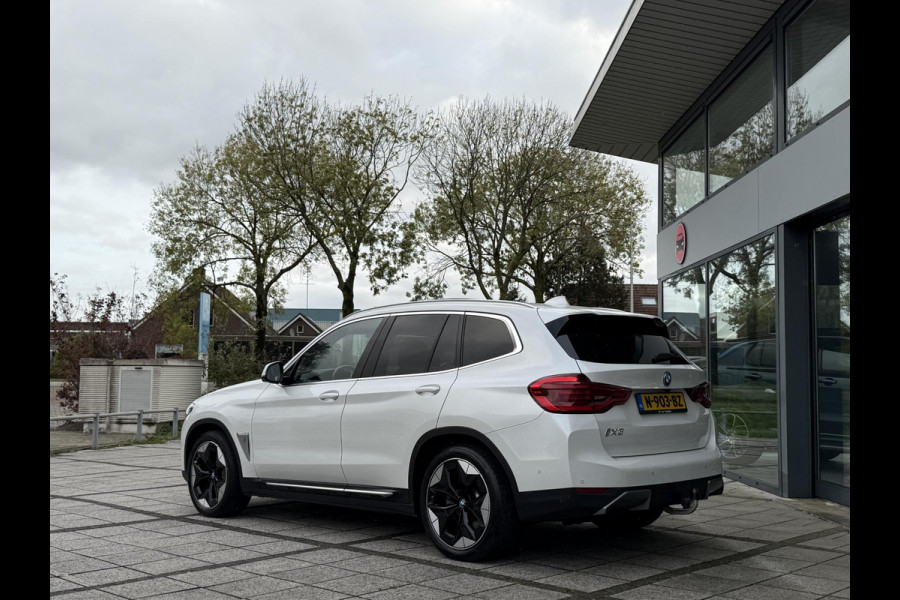 BMW iX3 High Executive 80 kWh | Trekhaak | Panorama | Leder | Navi | 360 Camera | BMW iX3 High Executive 80 kWh | Trekhaak | Panorama | Leder | Navi | 360 Camera |