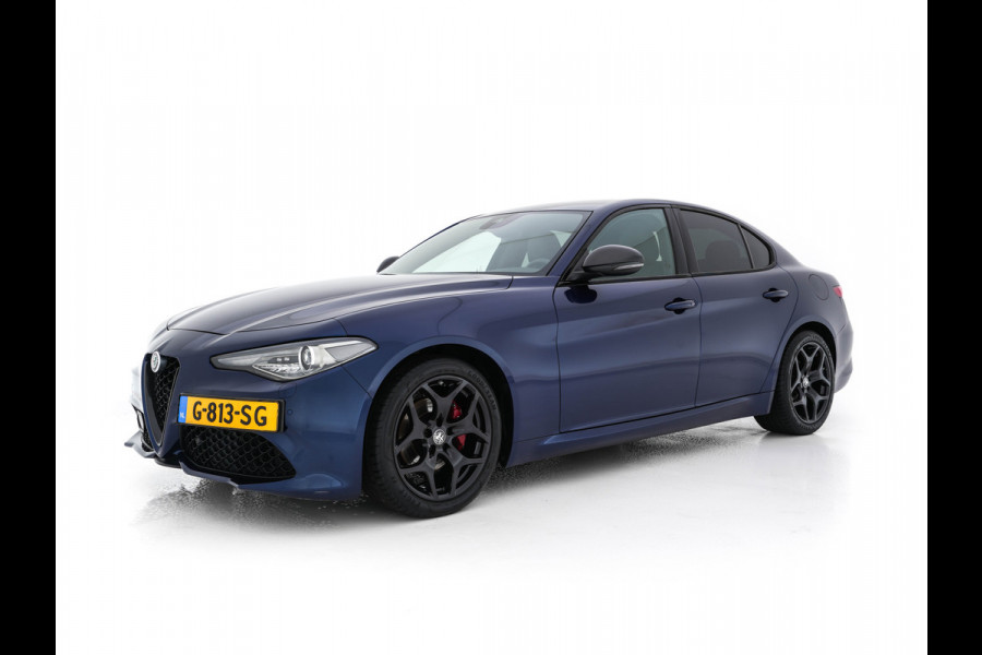 Alfa Romeo Giulia 2.0T B-Tech (INCL-BTW) Aut. *LUXURY-LEATHER | XENON | ADAPTIVE-CRUISE | MEMORY-PACK | HEATED-SPORTSEATS | KEYLESS | CAMERA | NAVI-FULLMAP | DAB+ | SHIFT-PADDLES | PRIVACY-GLASS | ECC | 18"ALU* Alfa Romeo Giulia 2.0T B-Tech (INCL-BTW) Aut. *LUXURY-LEATHER | XENON | ADAPTIVE-CRUISE | MEMORY-PACK | HEATED-SPORTSEATS | KEYLESS | CAMERA | NAVI-FULLMAP | DAB+ | SHIFT-PADDLES | PRIVACY-GLASS | ECC | 18"ALU*