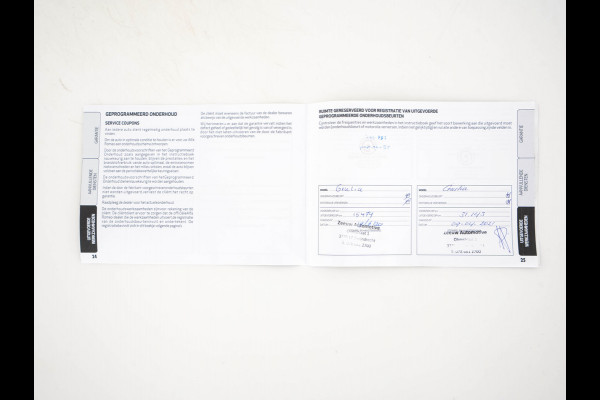 Alfa Romeo Giulia 2.0T B-Tech (INCL-BTW) Aut. *LUXURY-LEATHER | XENON | ADAPTIVE-CRUISE | MEMORY-PACK | HEATED-SPORTSEATS | KEYLESS | CAMERA | NAVI-FULLMAP | DAB+ | SHIFT-PADDLES | PRIVACY-GLASS | ECC | 18"ALU* Alfa Romeo Giulia 2.0T B-Tech (INCL-BTW) Aut. *LUXURY-LEATHER | XENON | ADAPTIVE-CRUISE | MEMORY-PACK | HEATED-SPORTSEATS | KEYLESS | CAMERA | NAVI-FULLMAP | DAB+ | SHIFT-PADDLES | PRIVACY-GLASS | ECC | 18"ALU*