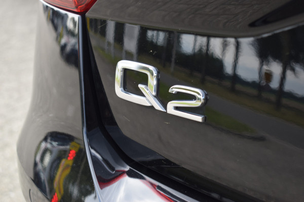 Audi Q2 30 TFSI Sport S line Edition / Parkeersensoren / LED / Multimedia / Cruise Control / Navigatie