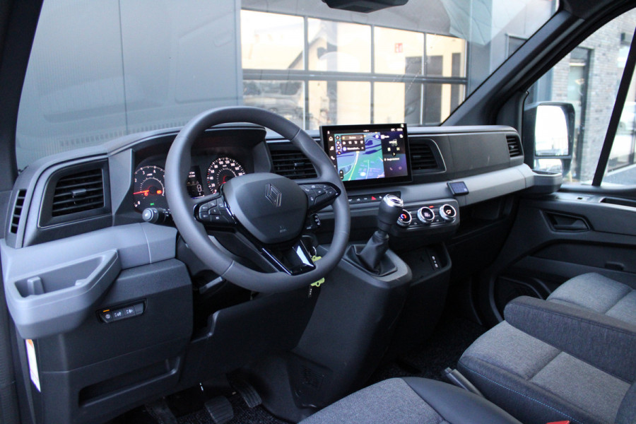 Renault Master T35 2.0 dCi 170pk L2H2 Extra DC - Navigatie - Camera - 270 gr deuren - Parkeersensoren - Draadloos laden - Rijklaar